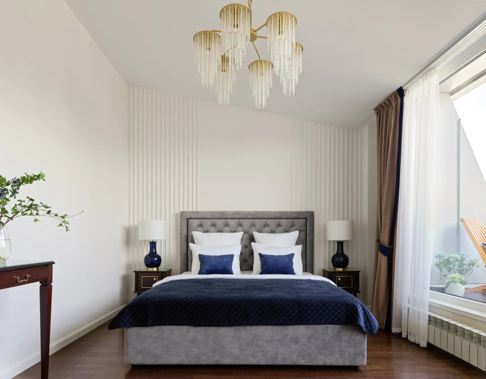 Апартаменты Minin Apartments Мансарда с двумя балконами на Невском 80 кв.м.