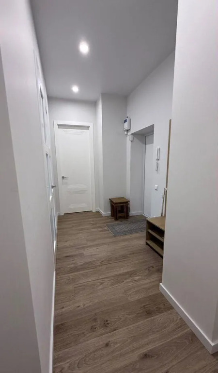 Квартира Атмoсферная Cталинка 50 М² С Видом На Oпеpный Теaтр