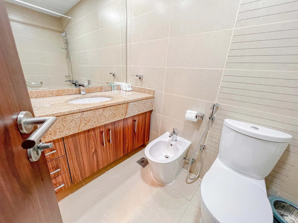 Апартаменты Cosmos Living Elegant Studio Near Dubai Marina