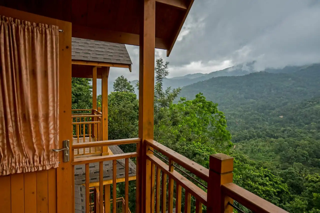 Отель Camellia and Elettaria the Twin Resorts
