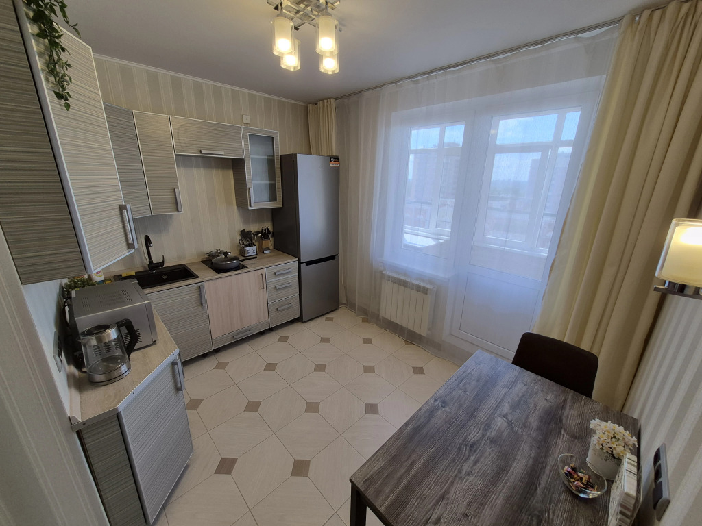 Апартаменты Чайка House на Родионова 165к12