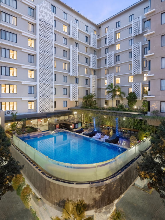Отель The Alana Hotel & Conference Center Malioboro Yogyakarta