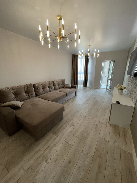 Квартира Премиум 2-комнатная в центре, 83 м², 8 мин до моря