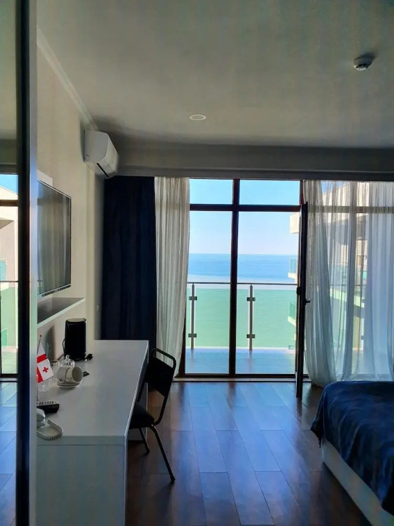 The Fresh Wave hotel