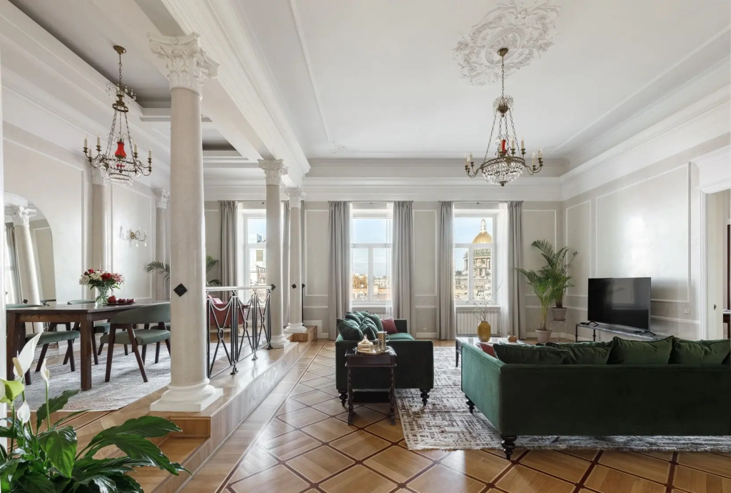 Апартаменты Minin Apartments c видом на Исаакиевский Собор 210 кв.м.