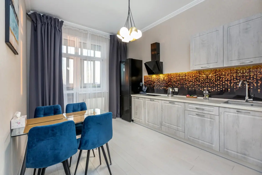 АПАРТАМЕНТЫ REHOME24 на 13 этаже