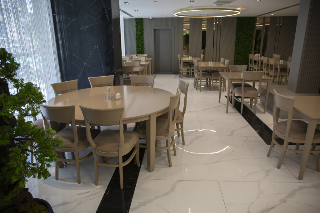 Revia Square Hotel