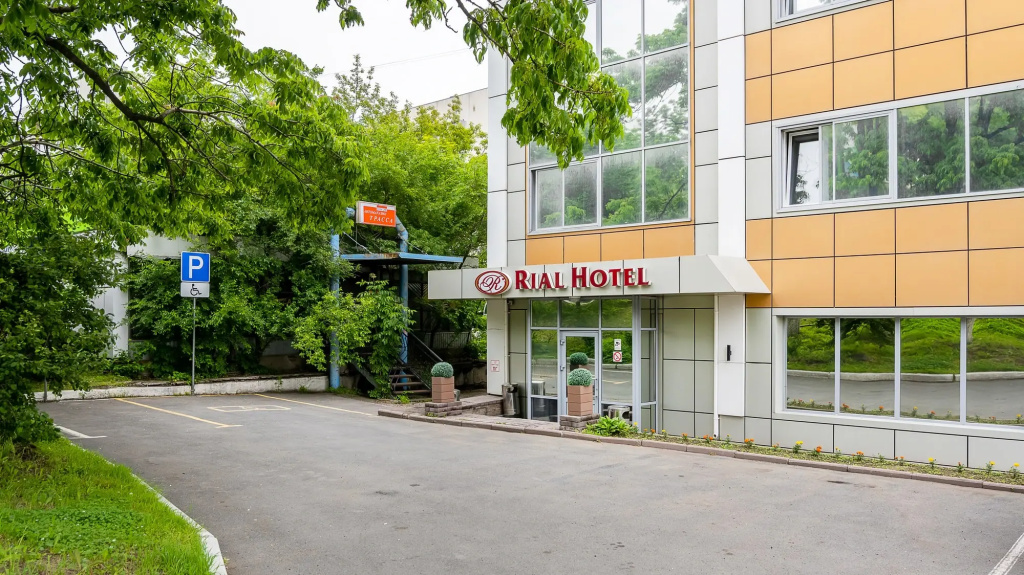 Отель Риал