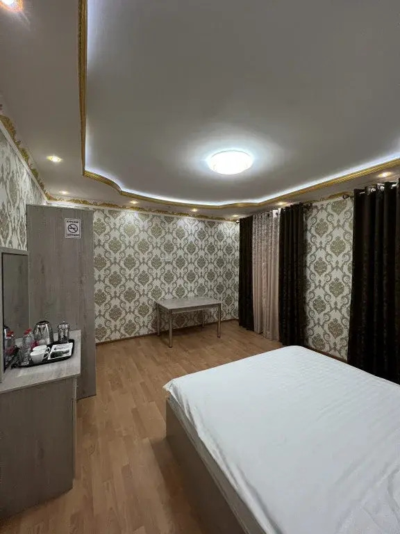 Diyora Hostel