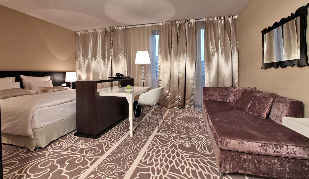 Zijin Hotel Belgrade