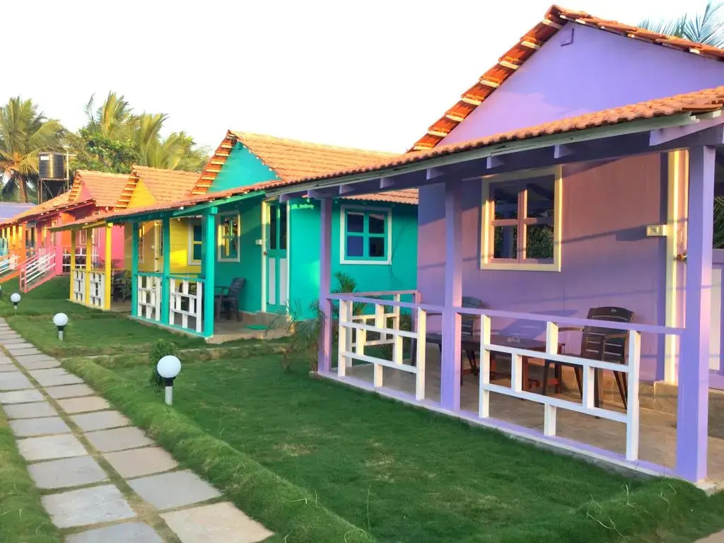Отель Morjim Queen Beach Resort