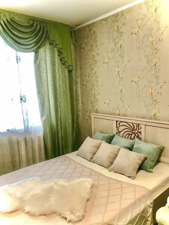 Квартира 1-комнатная с балконом на Ленина