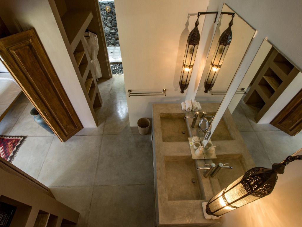 Mannao Estate by Villa Finder