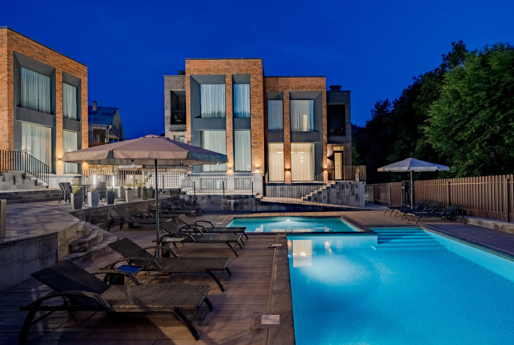 Aurora Luxe