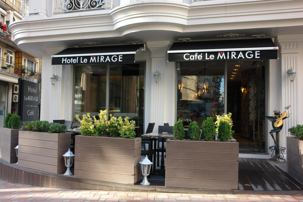 Hotel Le Mirage