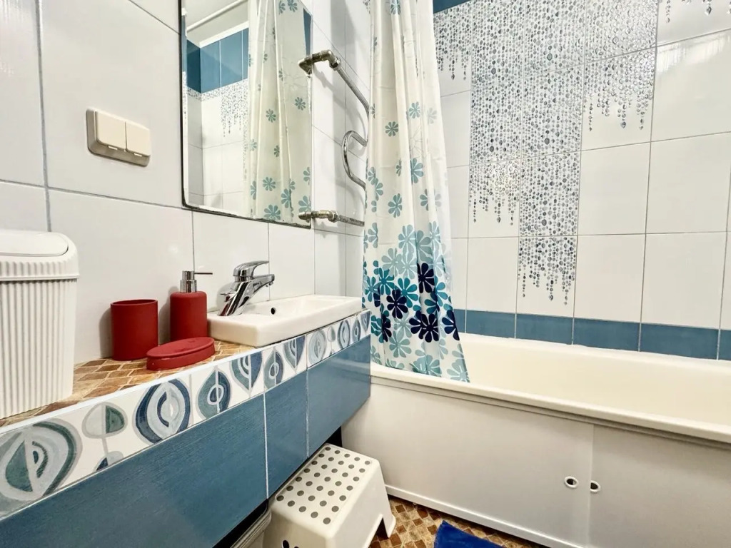 Квартира InRoomSPb на Энгельса 136