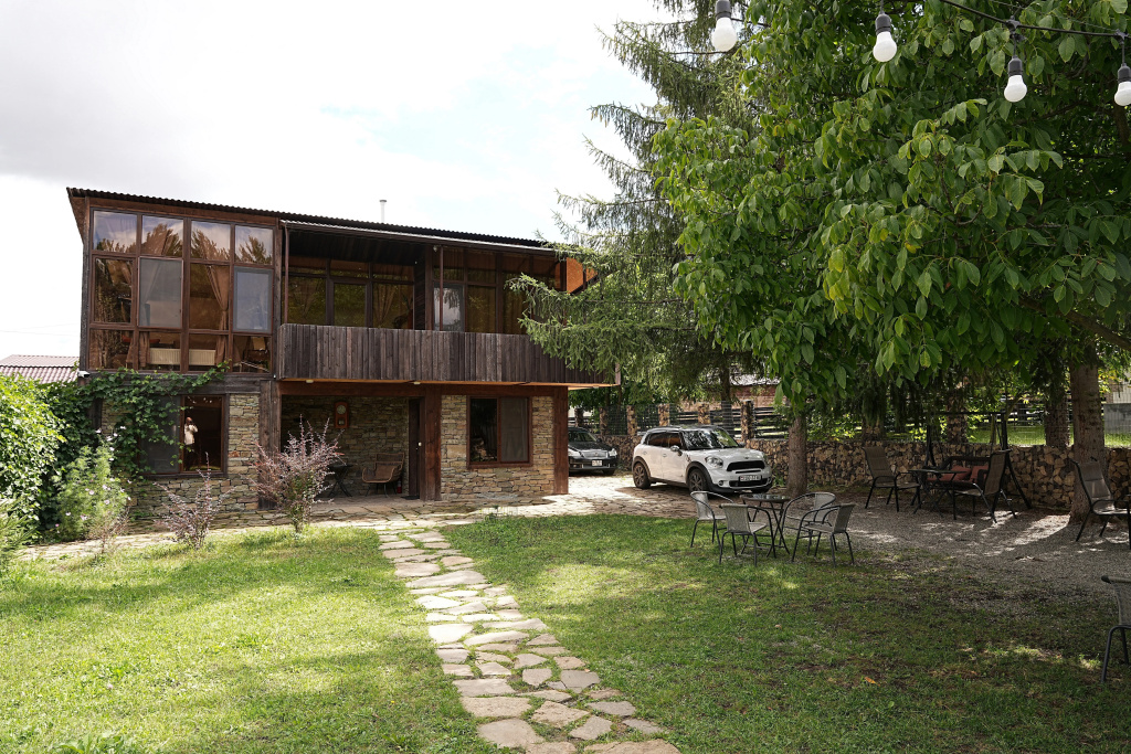 EcoLife Lodge Hotel & Restaurant