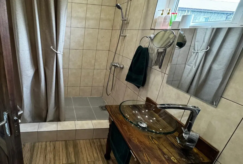Mane Guest House