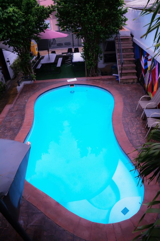 Отель Connecting Lagos Suites