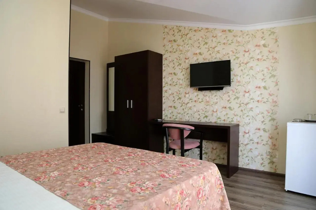 Elida Guest House