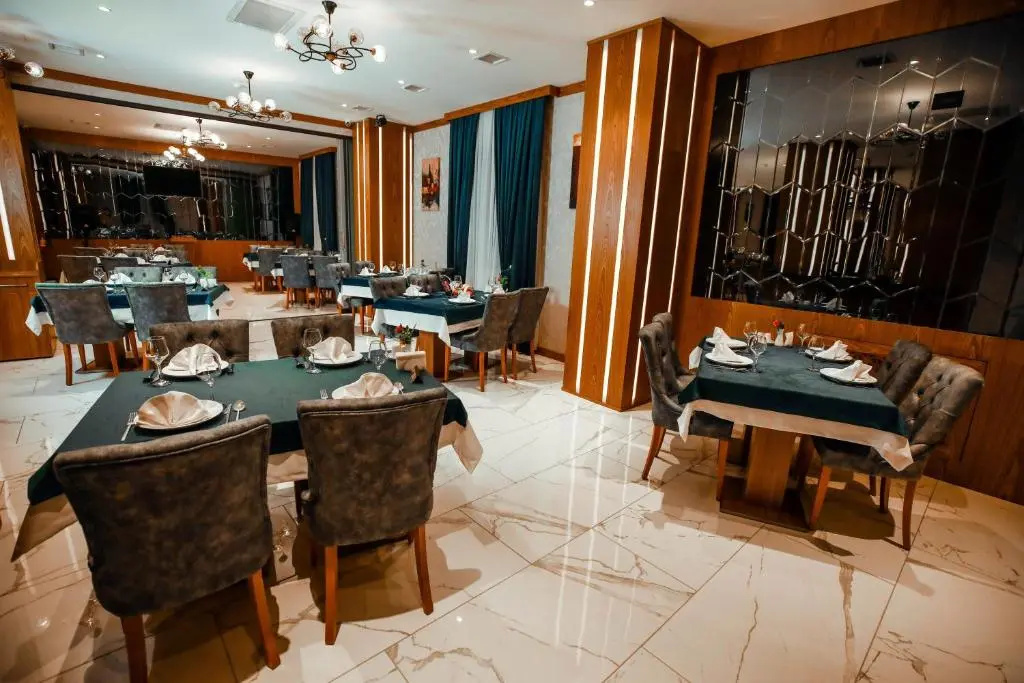 Regal Inn Hotel