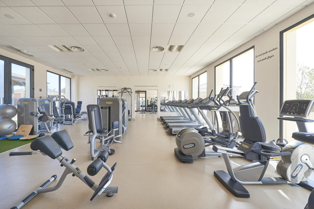 Отель Cascade Wellness Resort