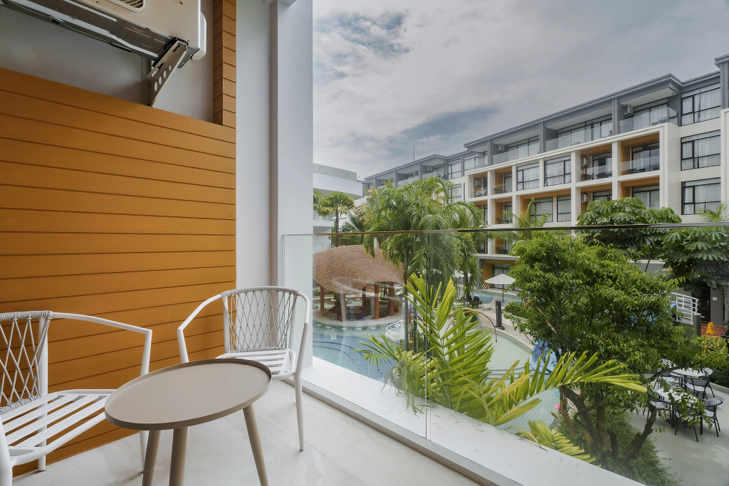 Апартаменты Pool View Condo 2204 Wyndham Garden Naithon Phuket