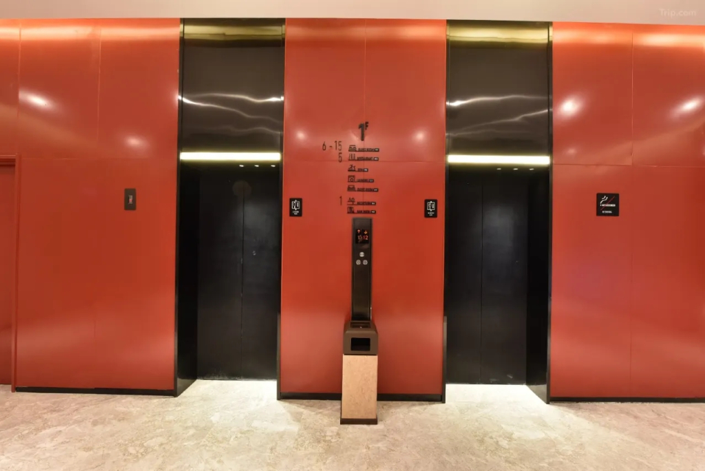 Отель Atour Beiijng Guomao Jinsong Subway Station