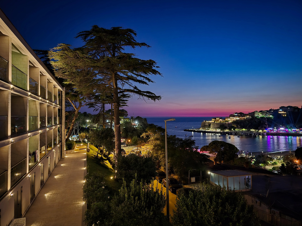 Отель The New Hotel Mediteran Villa Edition