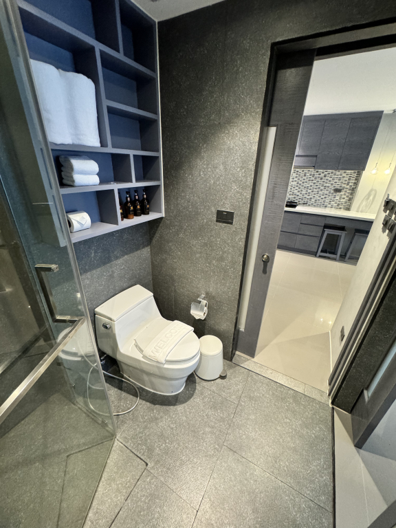 Квартира 1BDR. 2 Pools on the roof. 500m to beach. 3 Bars