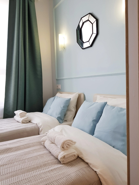 2-Ya Studiya Bachurinskaya 7/2 Apartments