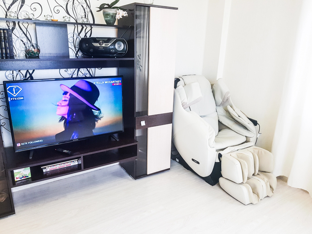 AELITA Apartment с массажным креслом