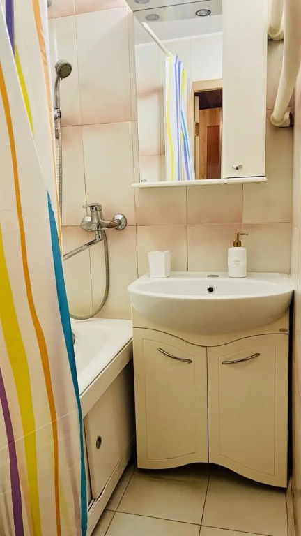 Biryulevskaya 31k1 Flat