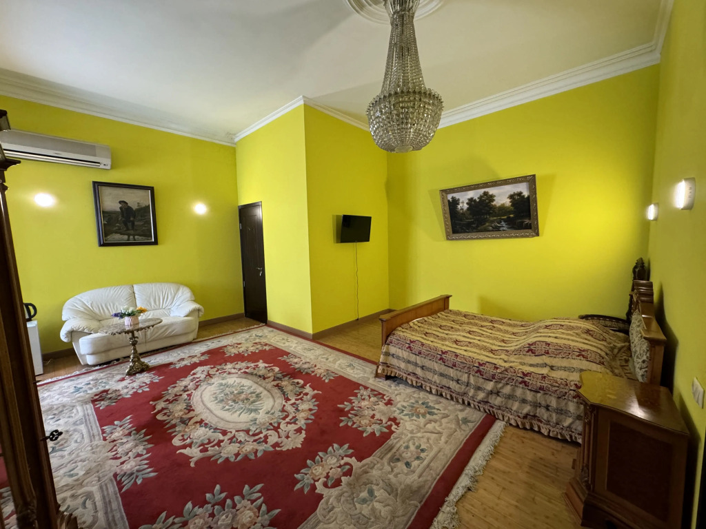 Hotel Queen-Batumi