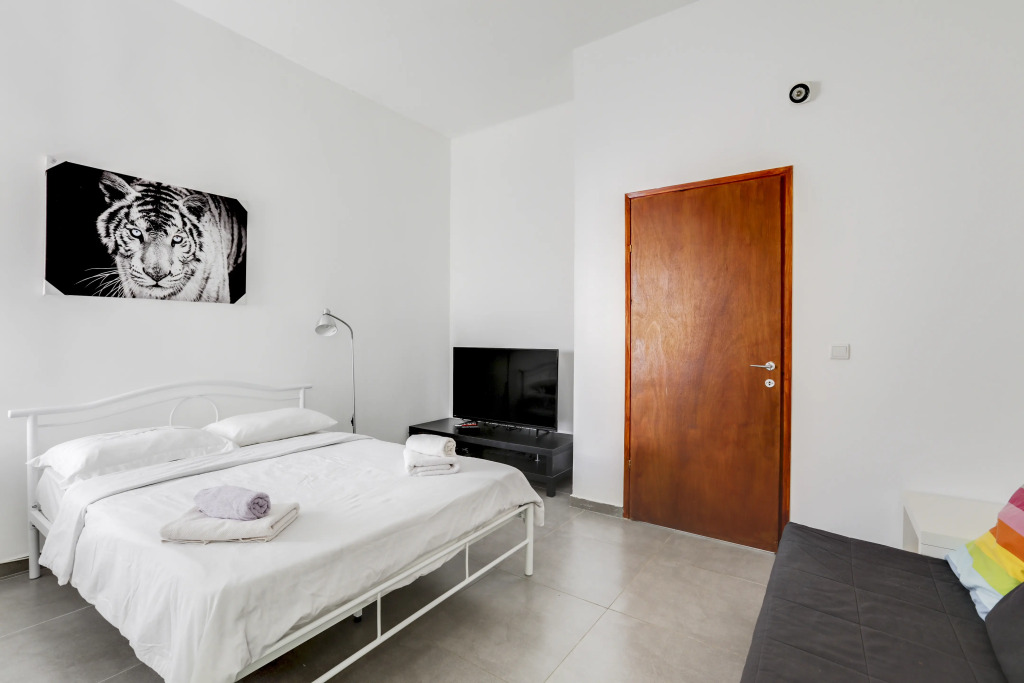 Апартаменты SHaYaSH Brand Apartments TLV BY42(2)