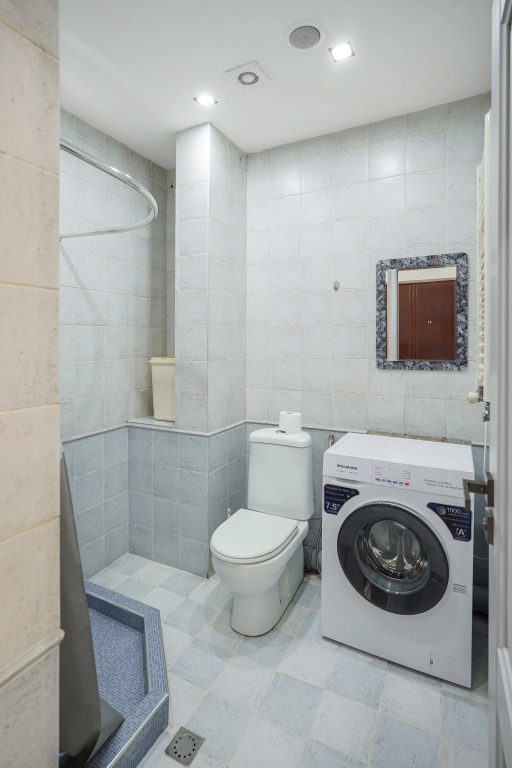 Best Way Hostel