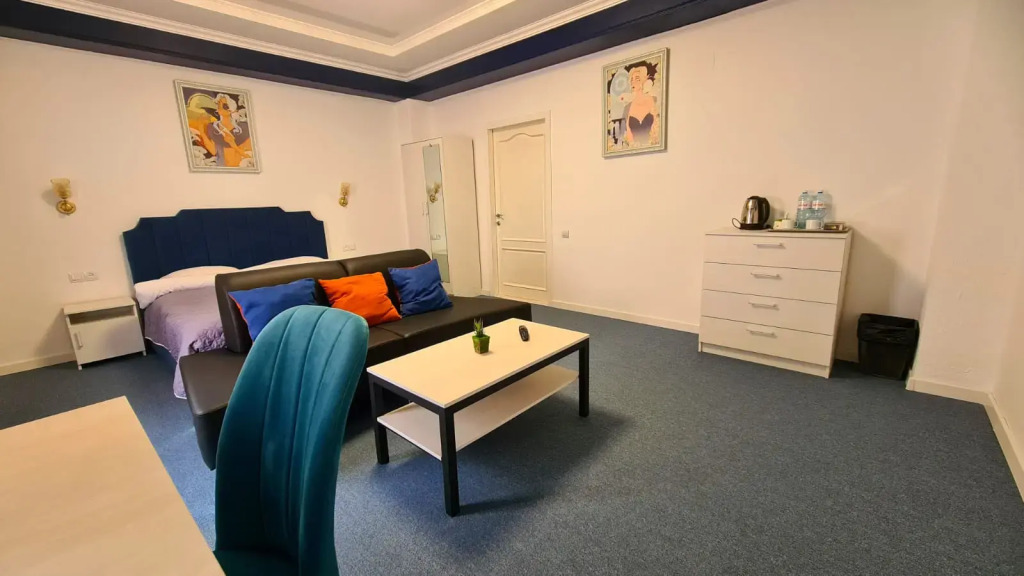 CryptoHotel.Club