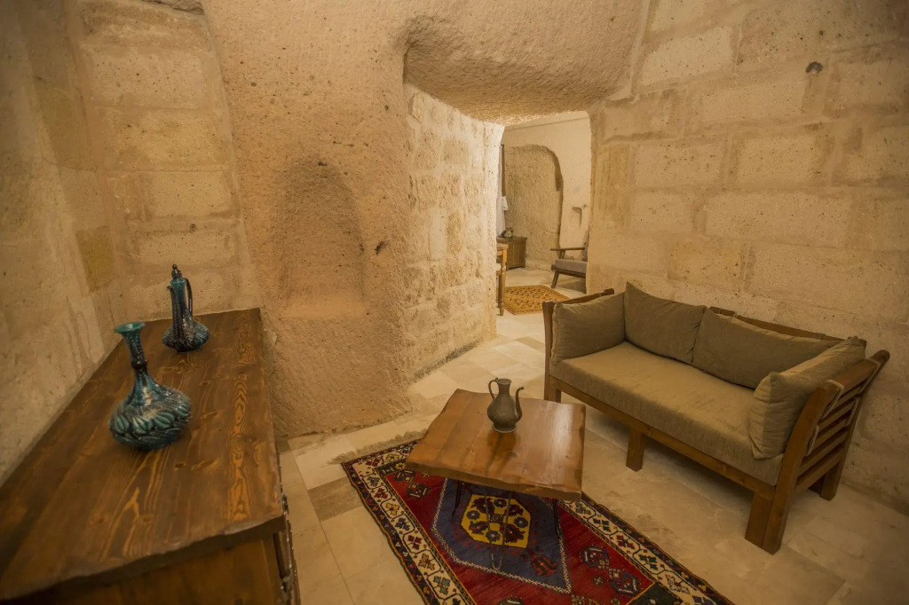 Helike Cave Suites