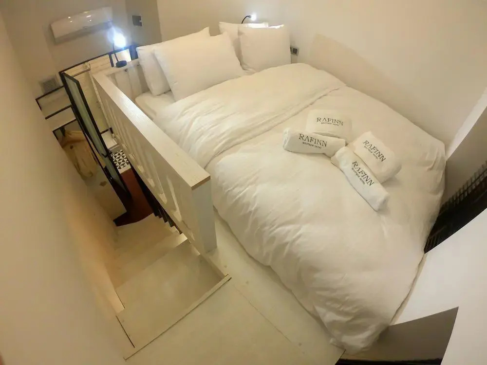 Grand Rafinn Boutique Hotel
