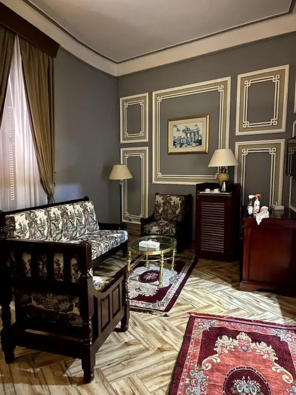 Cosmopolitan Cairo Hotel