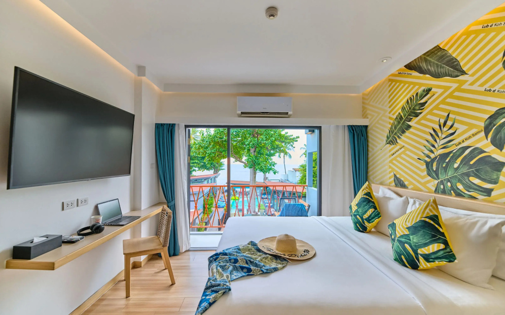 Lub d Koh Samui Chaweng Beach - Beachfront & Vibrant Social Vibe