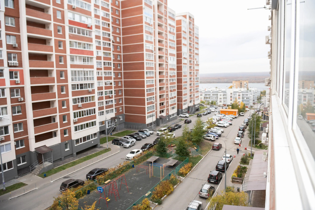 Квартира на 5-й просеке, 123