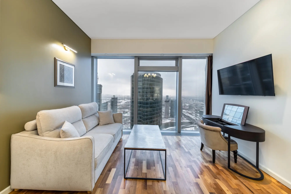 Rockmond 61 Junior Suite 1