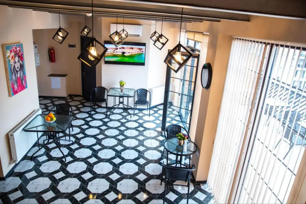 Hotel Sky Room