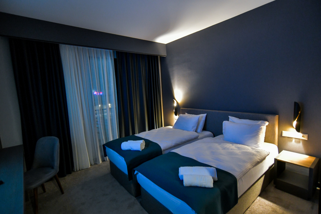 Отель West Inn Georgia