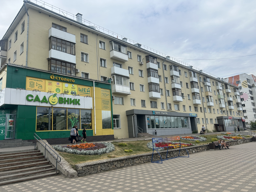 Квартира двухкомнатная в районе ж/д вокзала