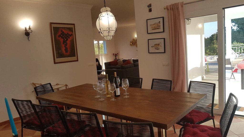 Sunset Villa by Laranjal Rentals