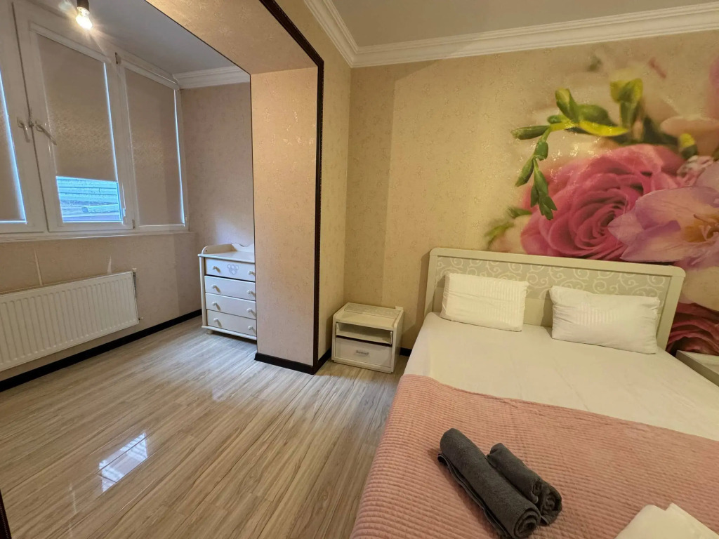 Квартира на первом этаже, просторная, центр Пятигорска
