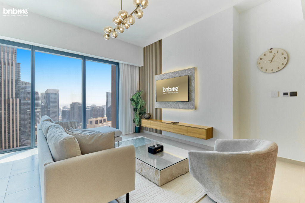 Апартаенты Bnbmehomes | Modern 2BR Treasure nr Dubai Fountain - 3302