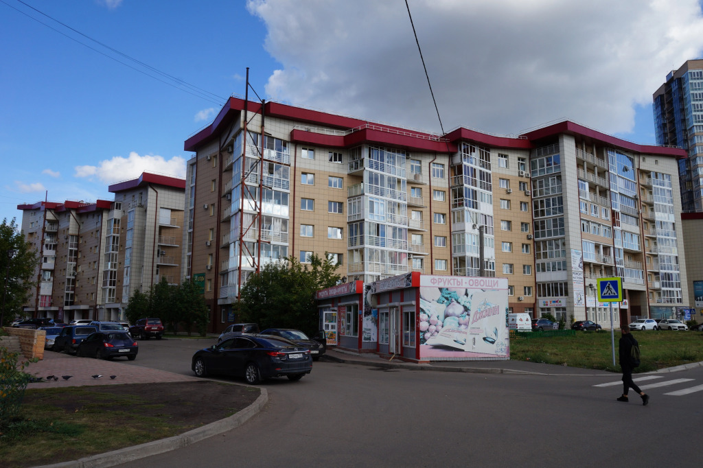 Apartment on Aviatorov 25